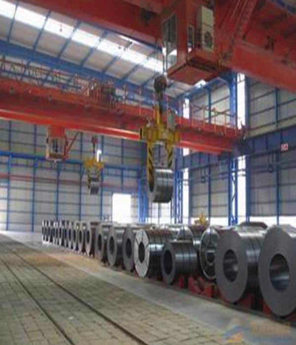 湖南湘西桥式起重机厂家 钢铁巨臂的脊梁之争：箱梁与桁架桥架对稳定性与自重的影响