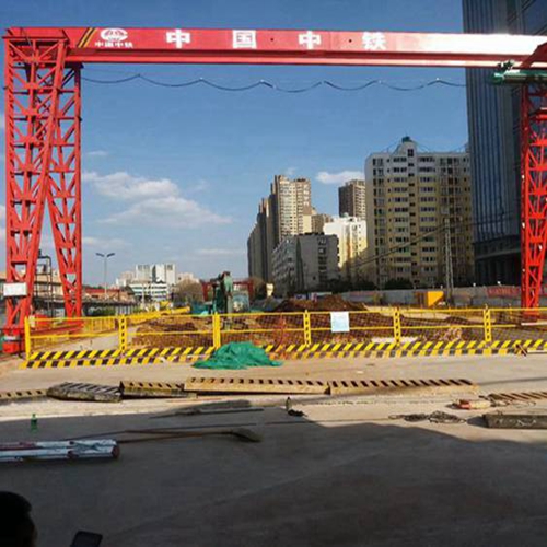 辽宁铁岭龙门吊厂家 龙门吊变频调速系统优势：柔稳调速护设备，高效节能提质效