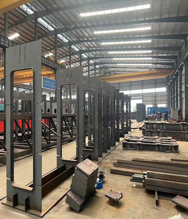 山东青岛桥式起重机厂家 绝缘桥式起重机绝缘钢丝绳与吊带设计