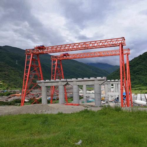 湖南长沙龙门吊厂家 造船龙门起重机轨道错位的隐患与检修维护